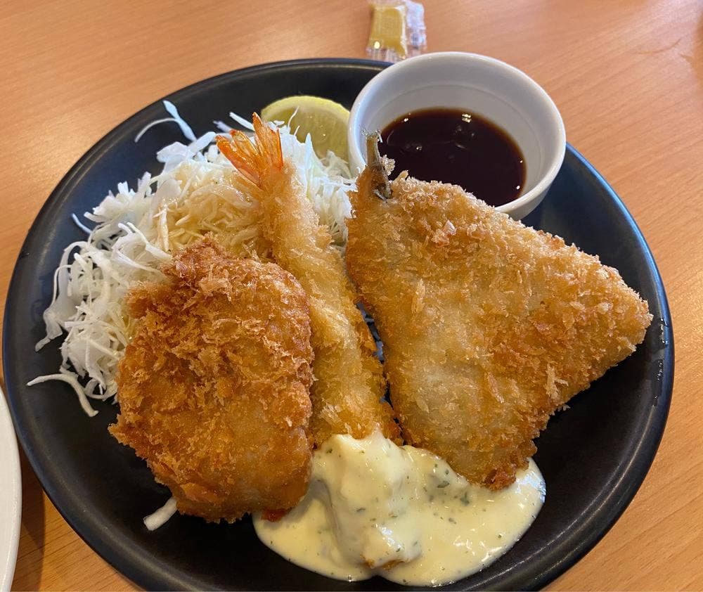 ガスト 生田駅前店