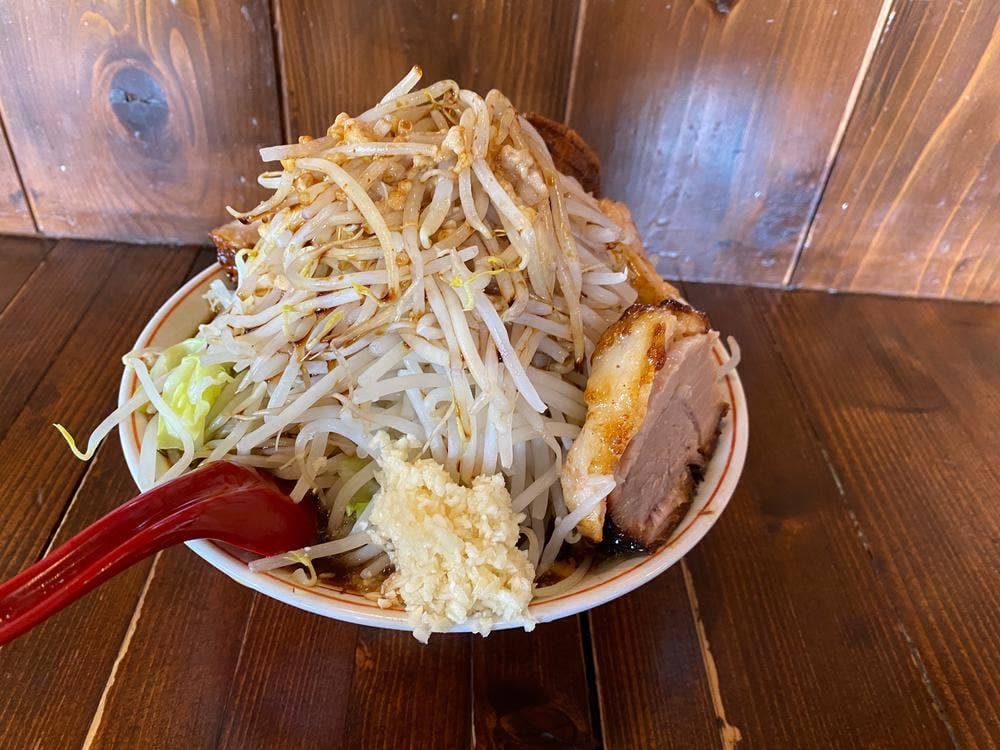豚の穴