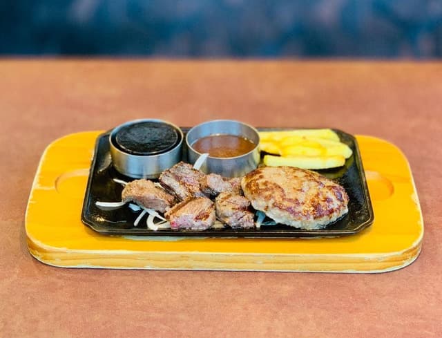 ヴィクトリア 直火焼グリルレストラン 函館店 - サブ画像3