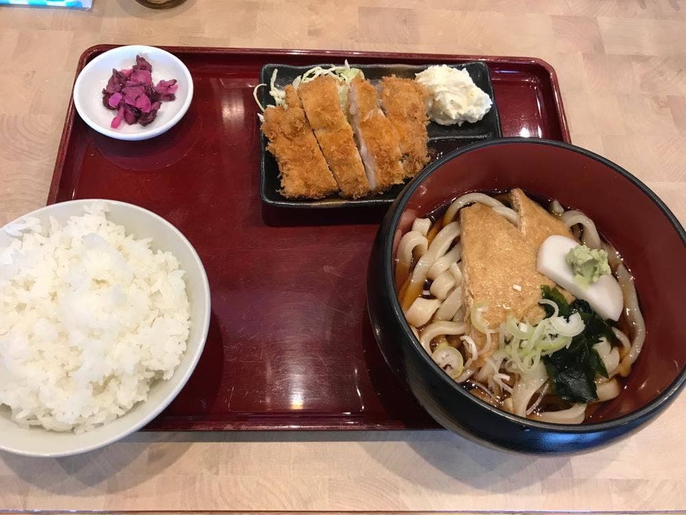 手打ちうどん・めし処 うどん家