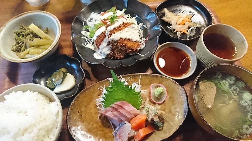 砂や安島 季節料理