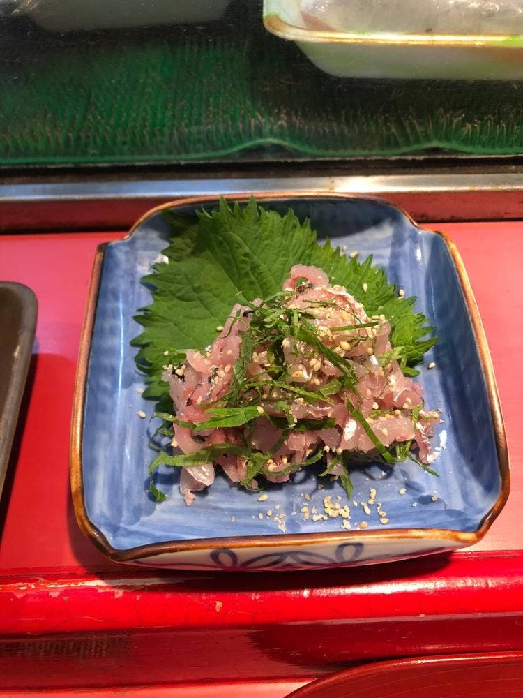 すし処右京