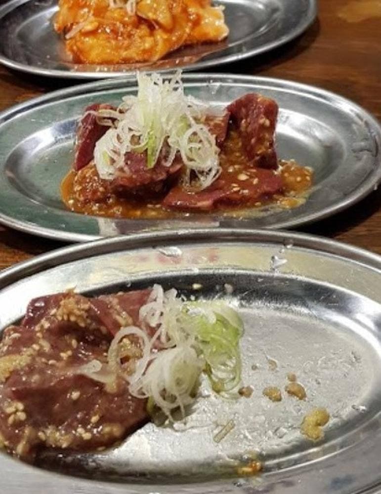 炭火焼肉ホルモン忠吉