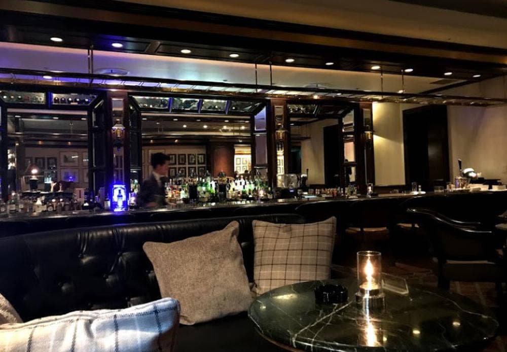 セント・ジョージ バー ヒルトン東京