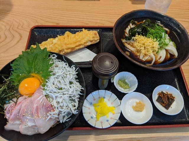 情熱うどん 荒木伝次郎 橿原店 - サブ画像3