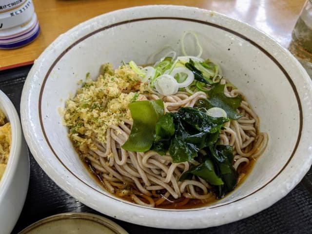 山田うどん 竹間沢店 - サブ画像3