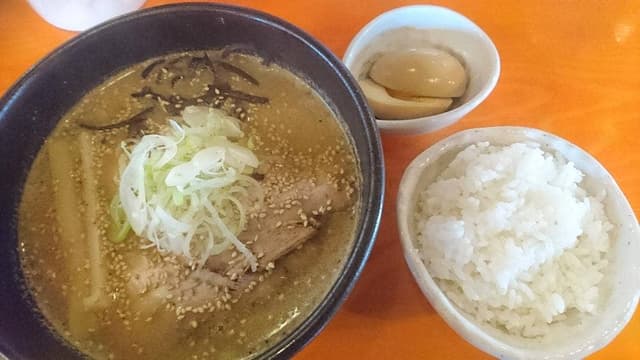 吉山商店 手稲店 - サブ画像1