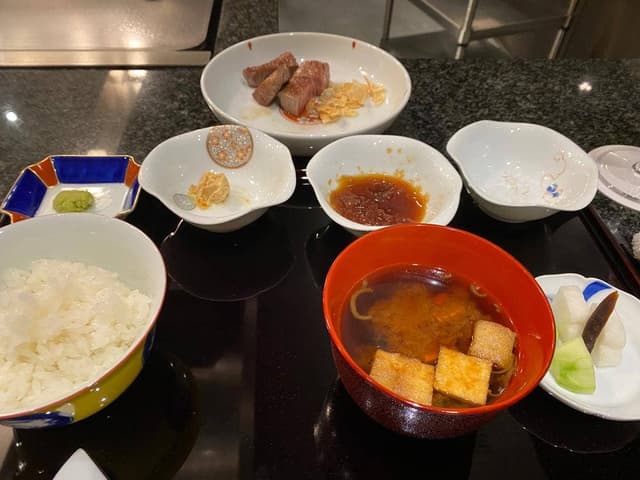 鉄板焼 花 - サブ画像1