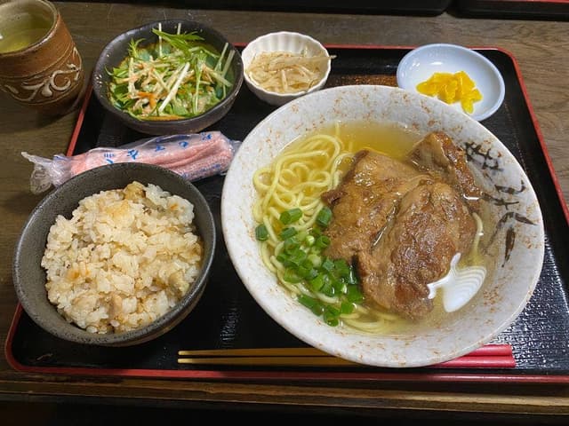 古酒と沖縄料理 島唄楽園 美海店 - サブ画像2