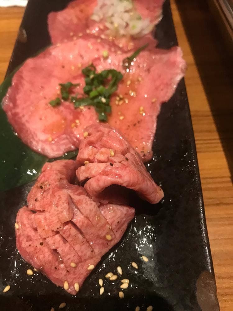 焼肉酒場 ともさんかく はなれ