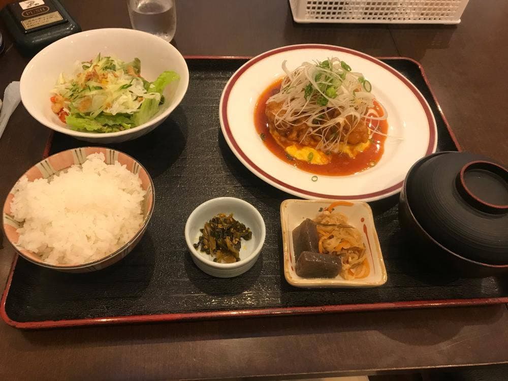 もみじ・食彩ダイニング