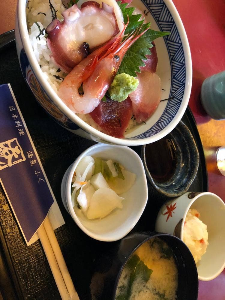 おいしいお魚料理のお店 呑