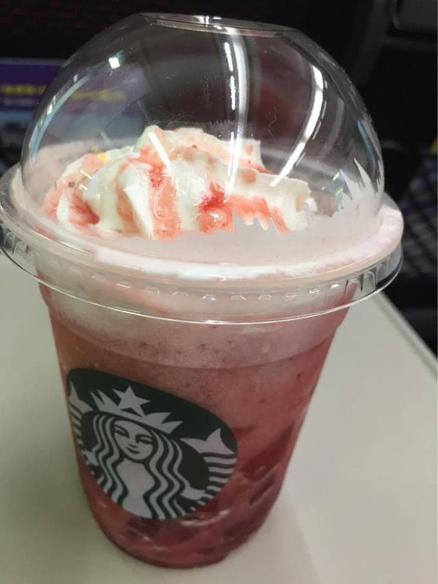 スターバックス コーヒー 新宿西口店 - サブ画像2