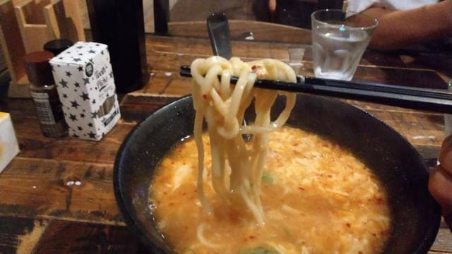 麺とマグロのスパイシーダイニング あねタン - サブ画像3