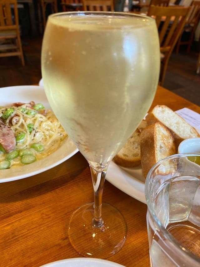 ビストロ ヒュッテ - サブ画像2