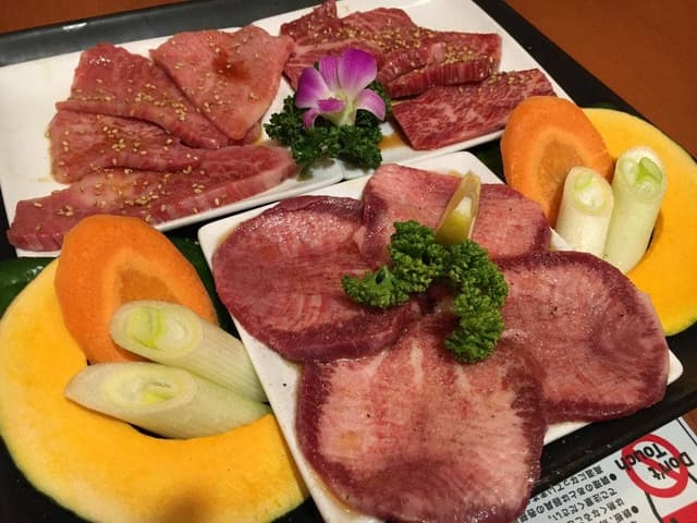 焼肉冷麺明月館 - サブ画像1