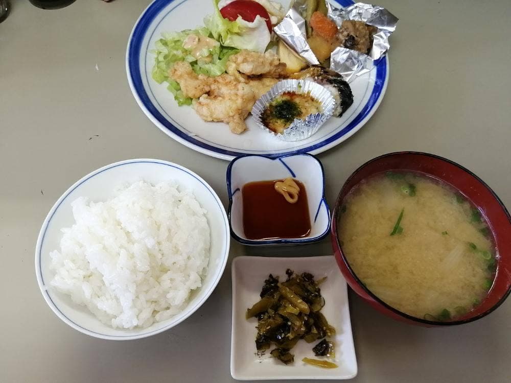 北九州青果西部支店むらた食堂