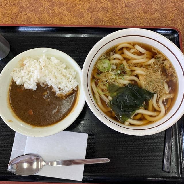 山田うどん 吹塚店 - サブ画像1