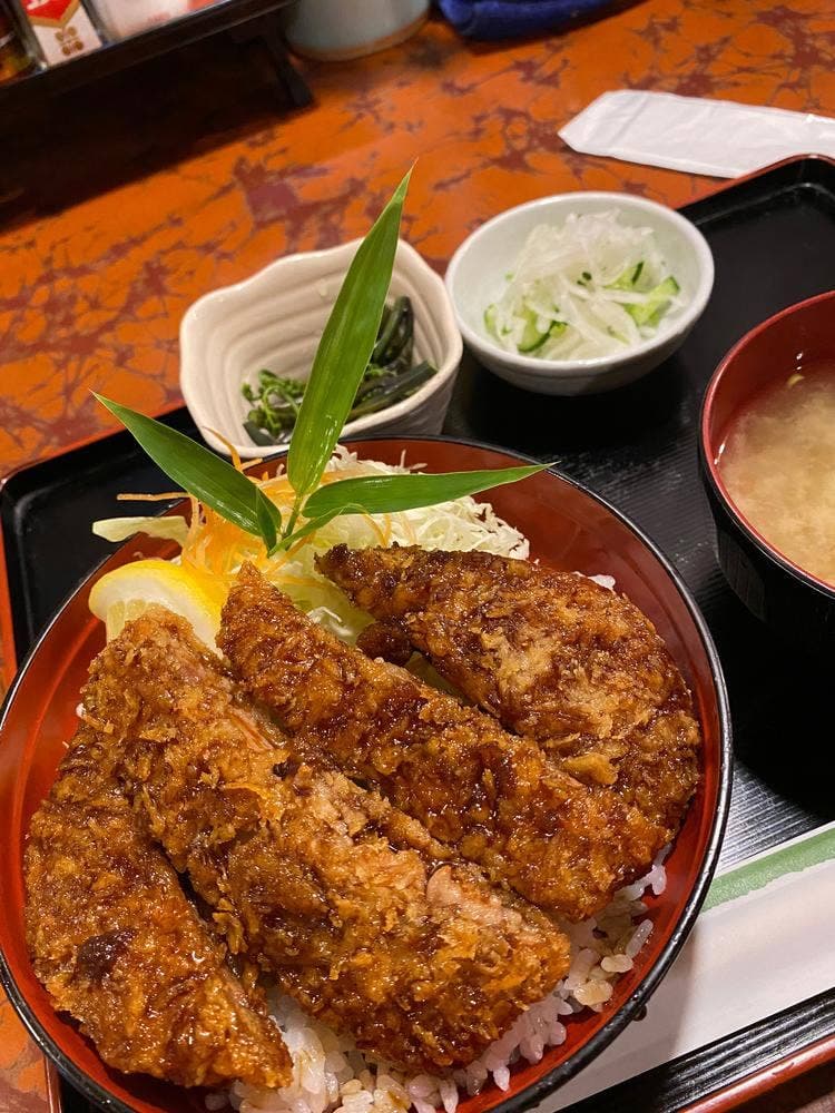 江戸屋食堂