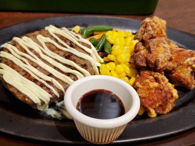 ハンバーグ＆ステーキ 紅矢 立川北口店 - サブ画像3