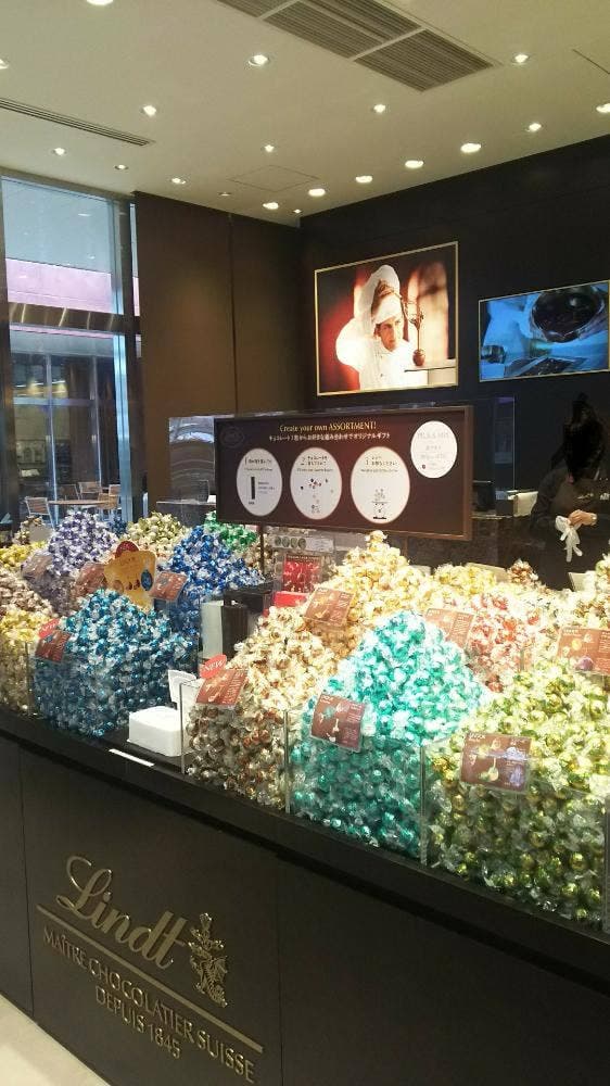 リンツ ショコラ ブティック 南町田グランベリーパーク店 - サブ画像2