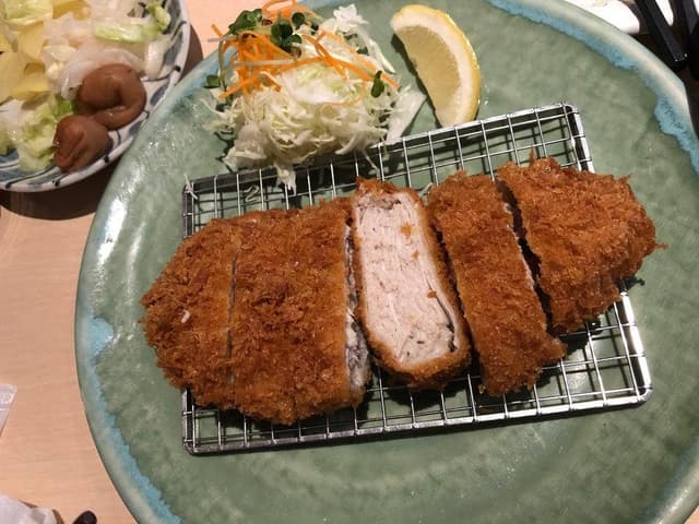 かさねとんかつ かつ銀 富士青島店 - サブ画像1