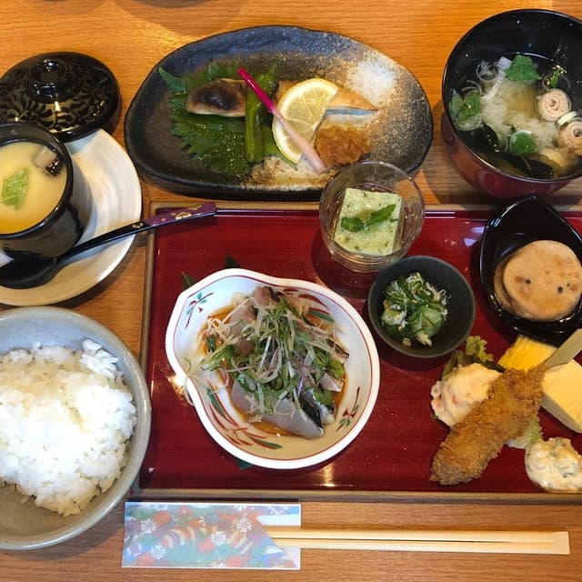 肴と日本酒 梅小町 - サブ画像3