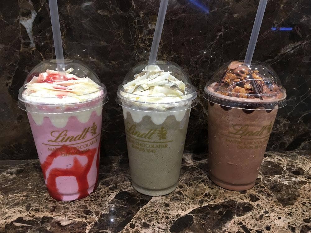 リンツショコラカフェ トリエ京王調布店