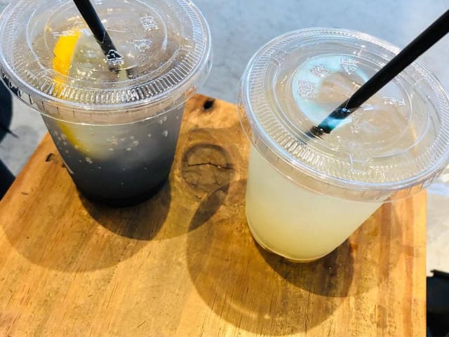 サタデーズサーフニューヨーク 大阪店 - サブ画像1