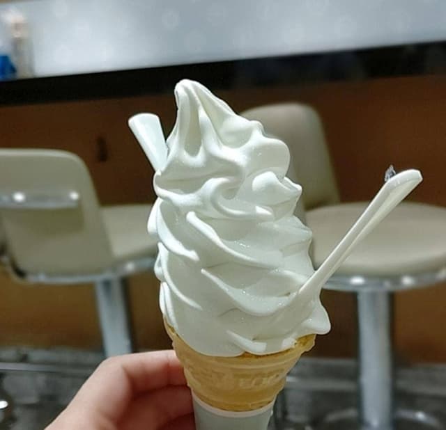 神戸六甲牧場 大丸神戸店 - サブ画像1