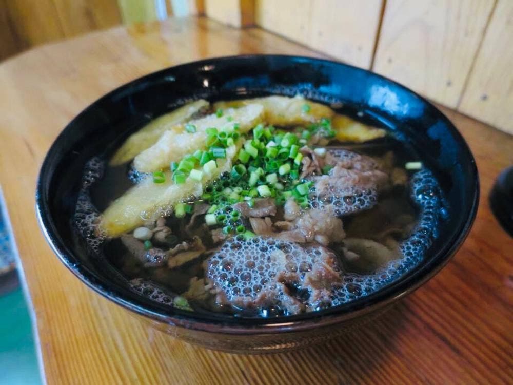 さかえうどん