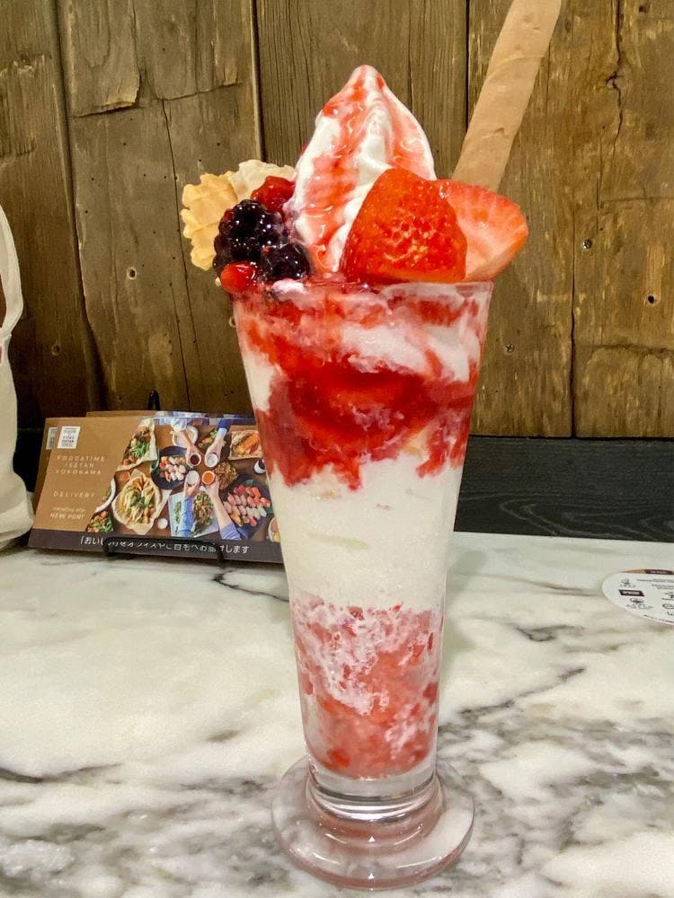 町村農場 the MILK FOOD & TIME ISETAN YOKOHAMA店