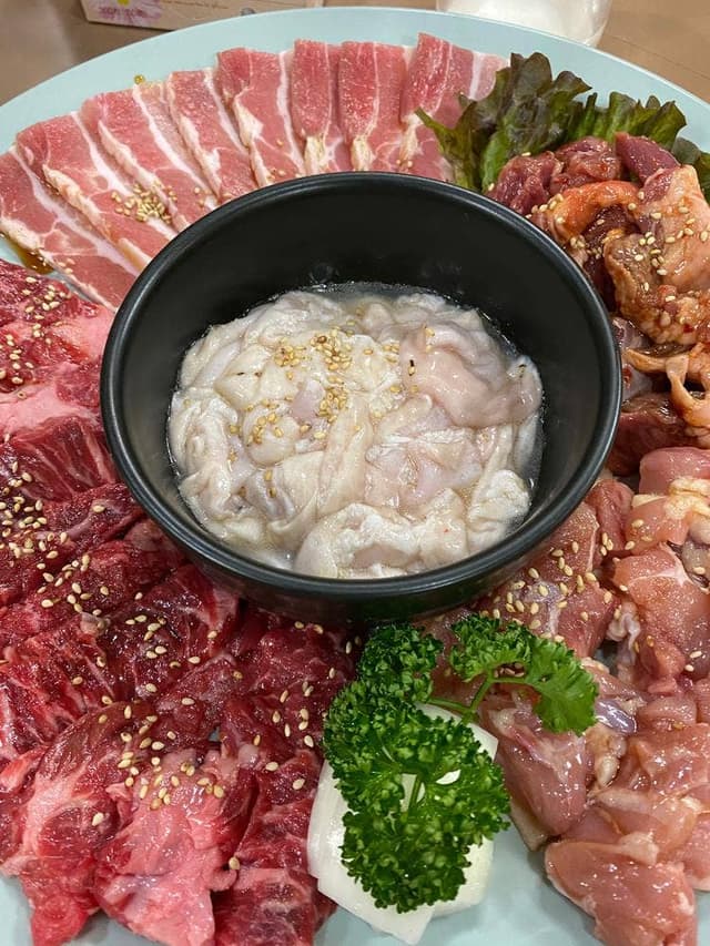 和牛焼肉彩苑金太郎 - サブ画像1