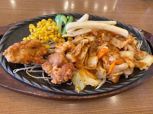 ピア・ジョリー 布施店 - サブ画像1