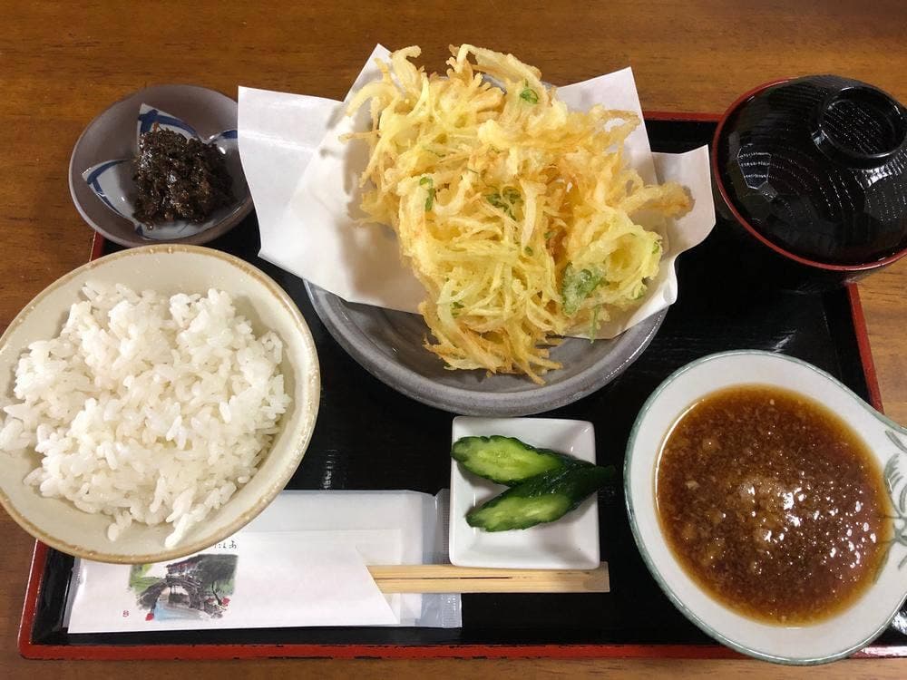 味処 かわ路