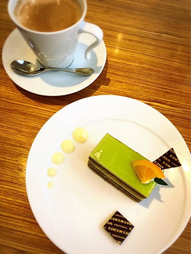 エーデルワイス沖縄 デパートリウボウ店 - サブ画像1