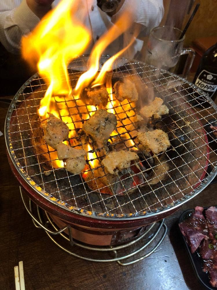 ホルモン焼き 小勝
