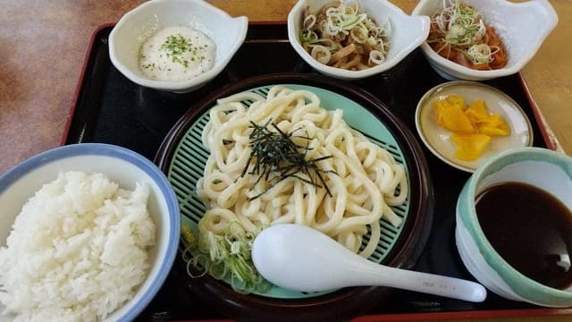 山田うどん 町田図師店 - サブ画像3