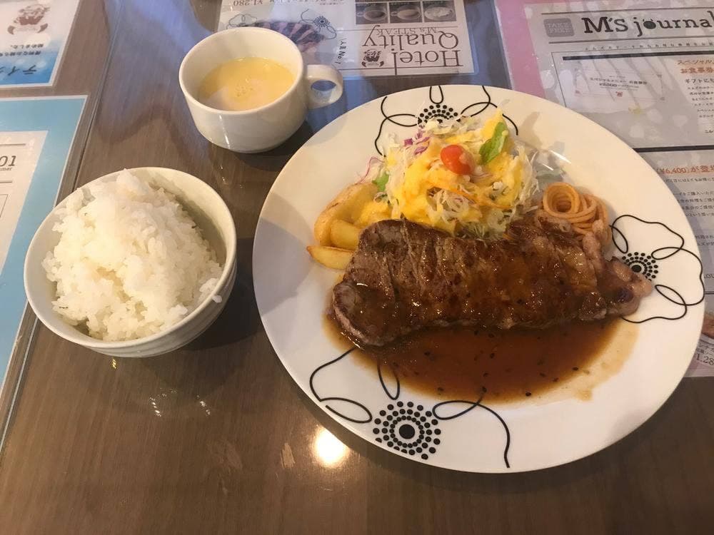 エムズ ステーキ