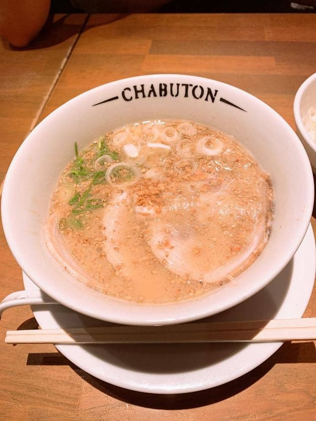 ちゃぶ屋 とんこつ らぁ麺 CHABUTON 京都ヨドバシ店 - サブ画像3