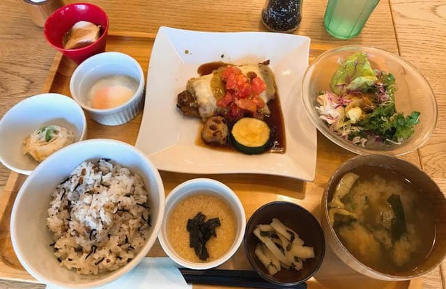 おぼんdeごはん あべのキューズモール店 - サブ画像3