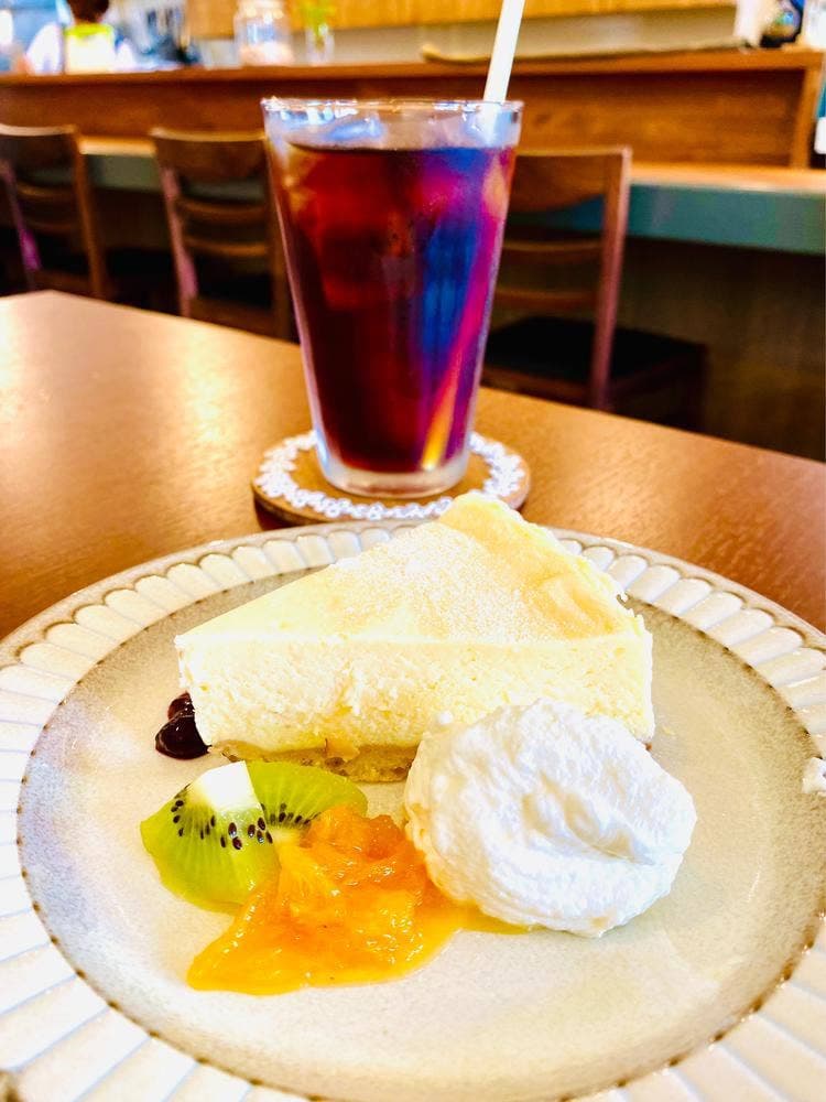 CAFE 3737