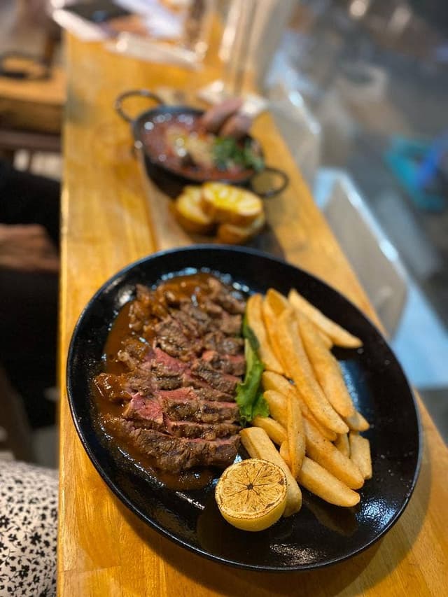 ノイス dining bar & boardgames - サブ画像2