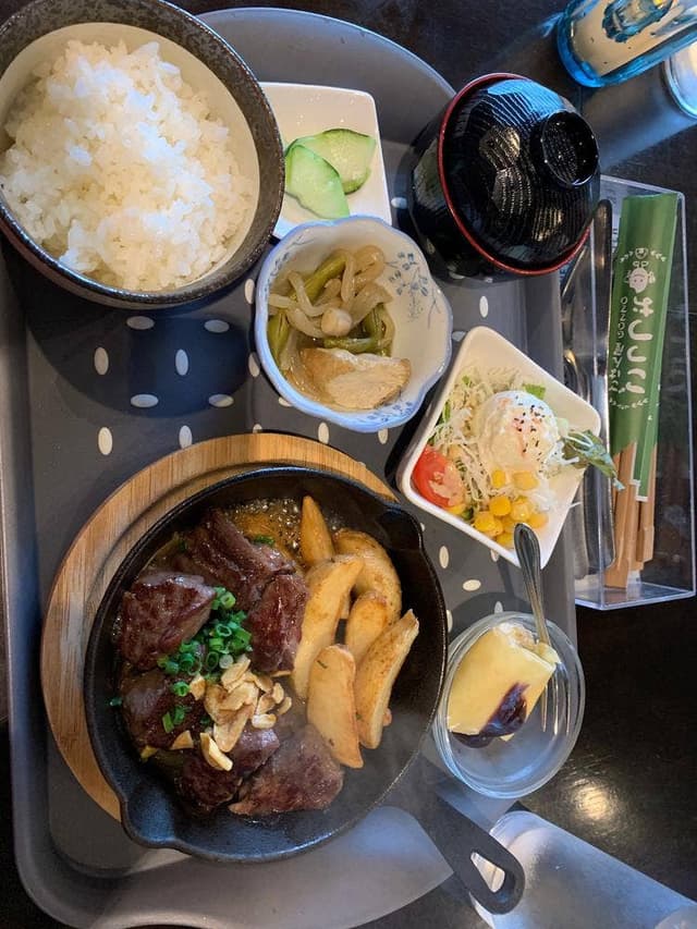 ごはん屋 ごっつぉ - サブ画像1
