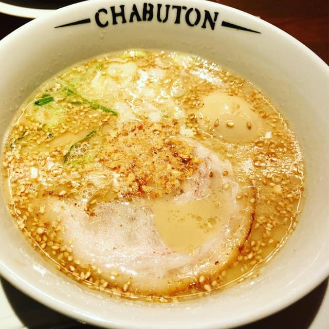 ちゃぶ屋 とんこつ らぁ麺 CHABUTON 京都ヨドバシ店 - サブ画像1