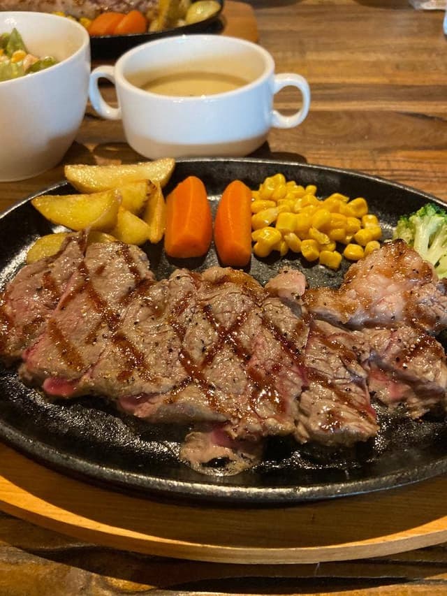 ステーキ&ハンバーグ MOKU - サブ画像2