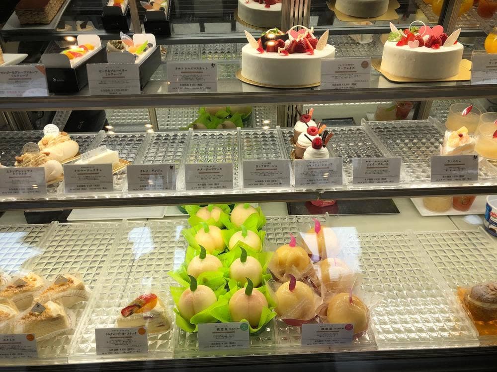 パティスリー＆デリカフェ ルメルシエ