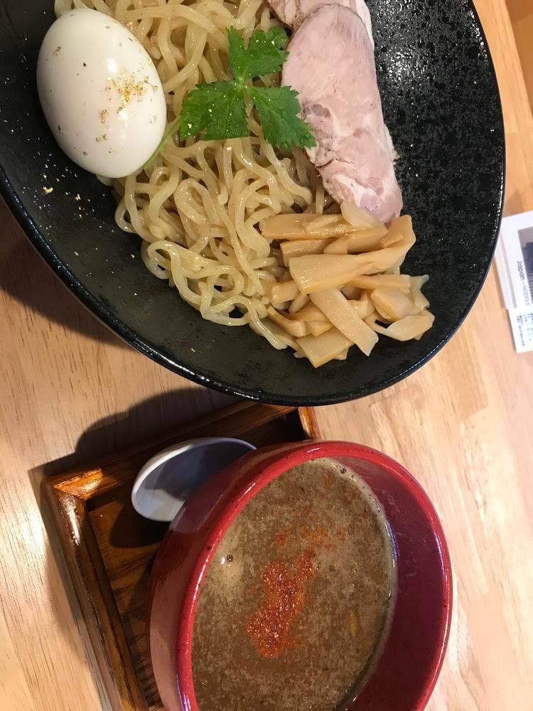 三八3