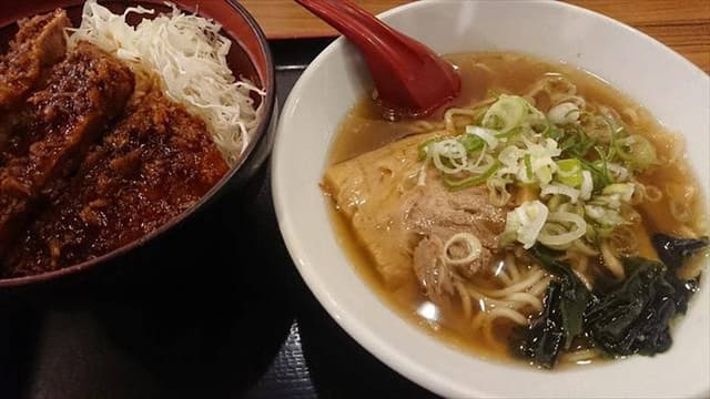 なん・なん亭 丸岡店 - サブ画像3