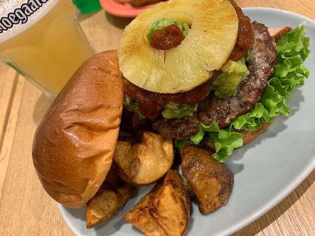 ヴィレッジヴァンガード ダイナー ペリエ千葉店 - サブ画像2